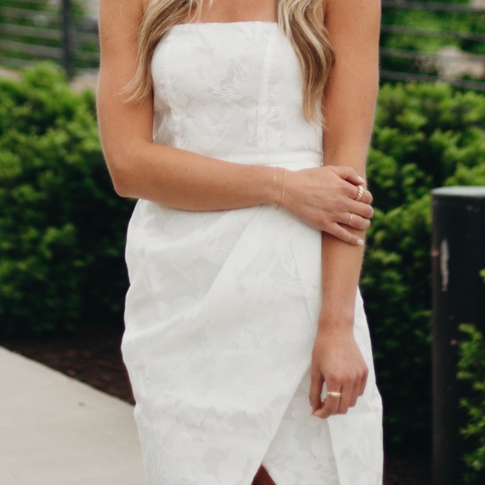 Lulus Lace Strapless Midi Dress